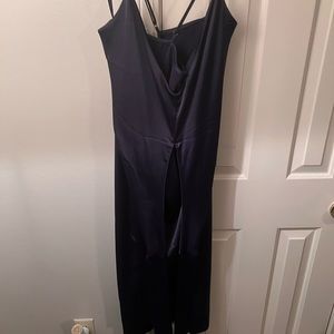 Blue satin dress with tie accent